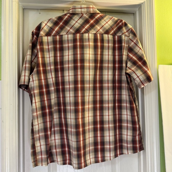 Dickies Short Sleeve Checkered Button Down Shirt - Picture 3 of 6